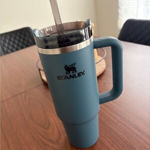 Stanley 30oz Tumbler • Blue Spruce